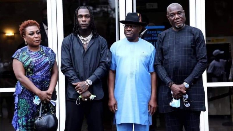 Burna Boy on fire as Nigerians drag him for receiving N10million from Wike