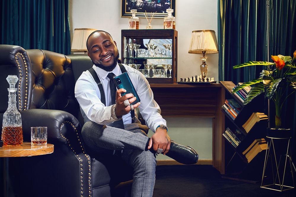 Davido ranked 53rd richest paid by Instagram, highest paid in Nigeria