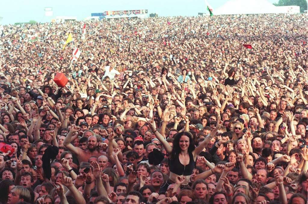 monsters-of-rock-the-biggest-heavy-metal-festivals-in-history-metal