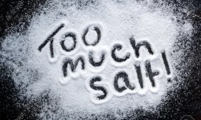 7 effects of consuming too much salt
