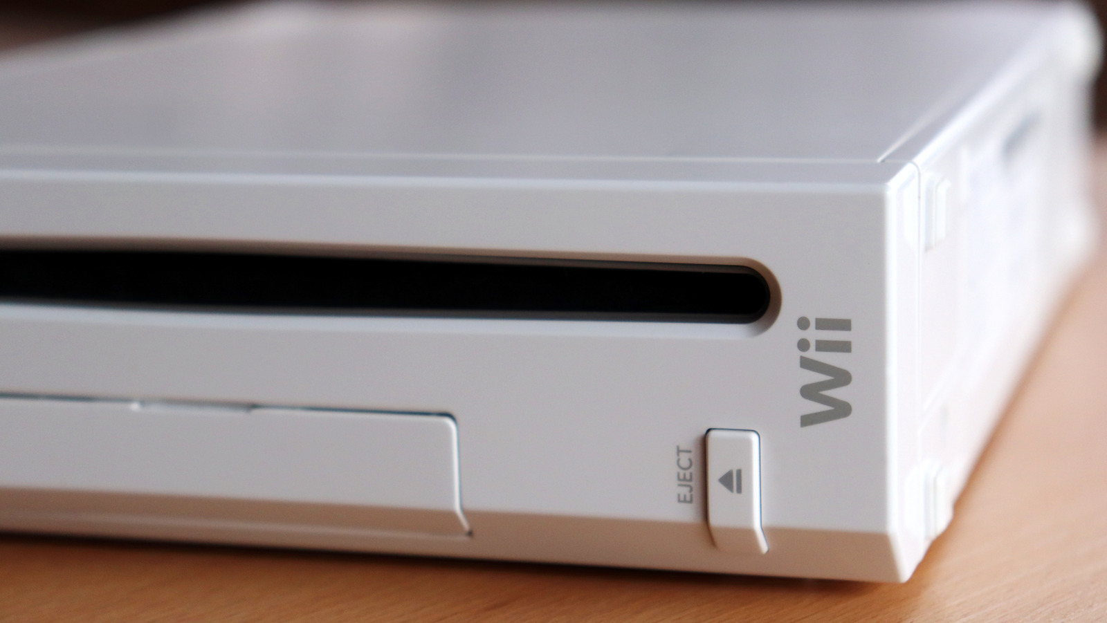 Nintendo-Wii-Supreme
