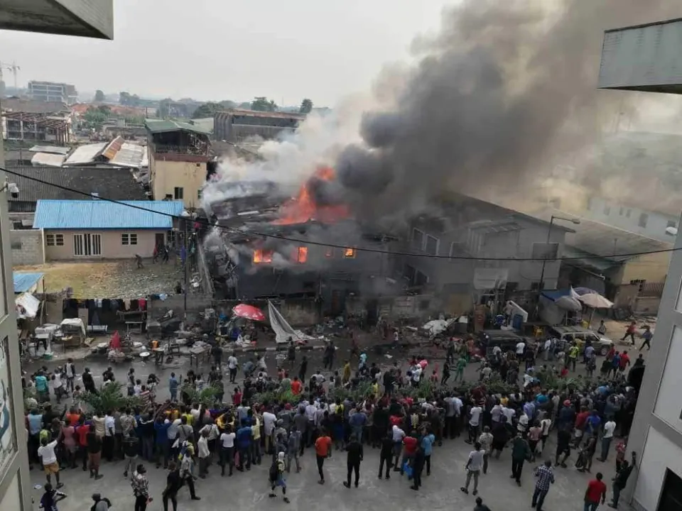 Over 1,200 artisans now jobless over Tejuoso Market inferno