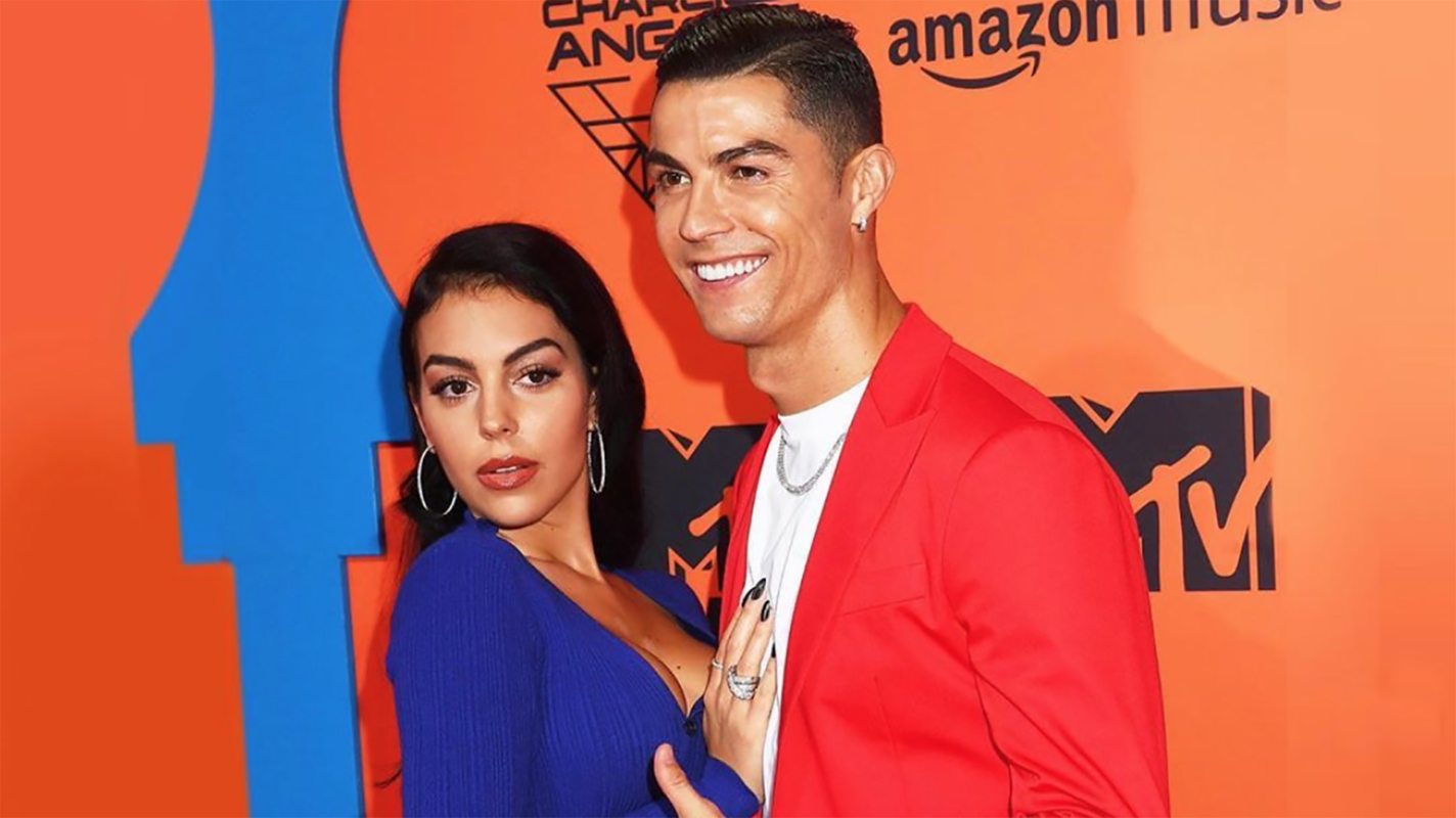 Video: Georgina gifts Ronaldo Rolls Royce worth £250,000