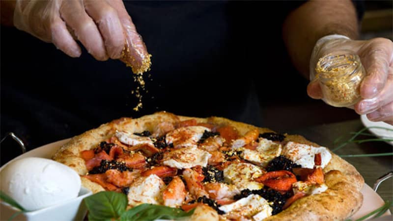 Top 10 Most Expensive Pizzas In The World The Miss Verdun
