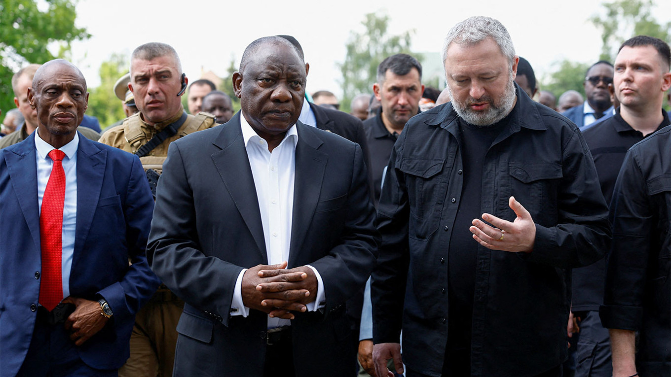 African leaders visit Kyiv amid Russian-Ukraine war