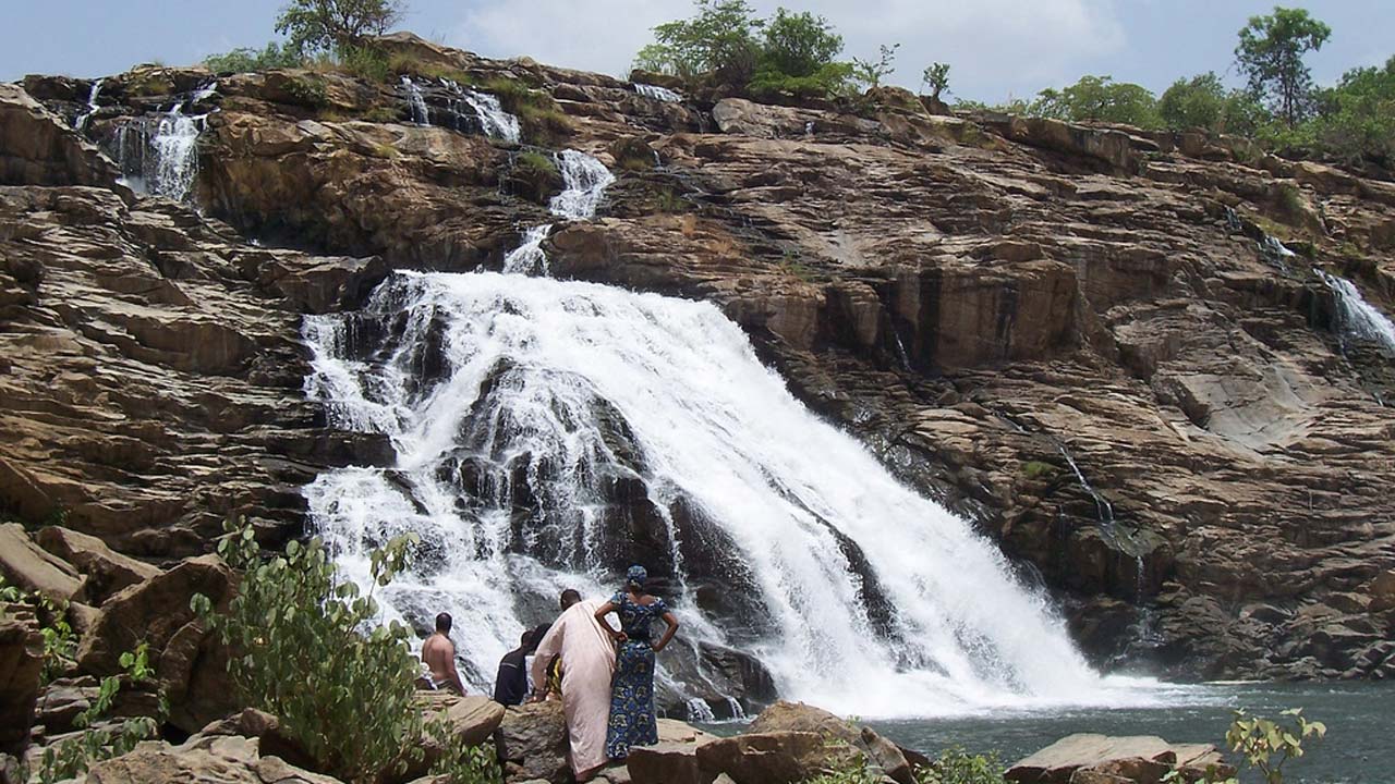 Gyrara-Waterfalls