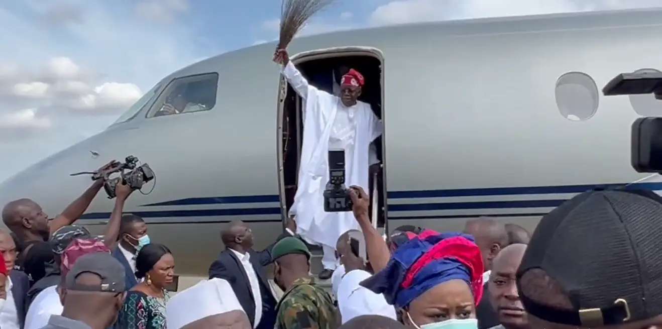 President Tinubu Arrives in Ogun on State Visit with Ribadu, Others