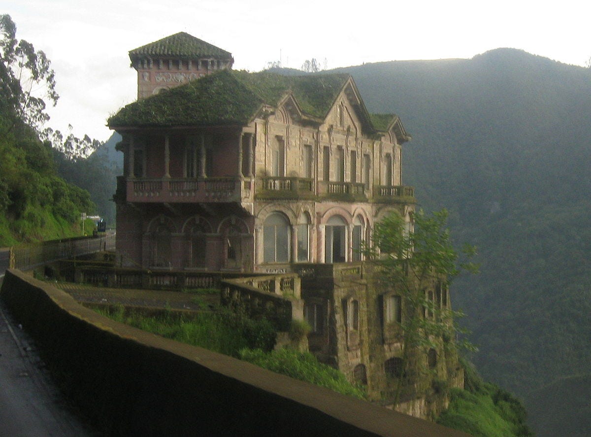 6. El Hotel del Salto, Colombia BEFORE