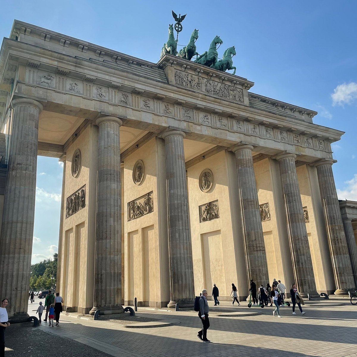 Top 10 Stunning Arch Monuments In The World