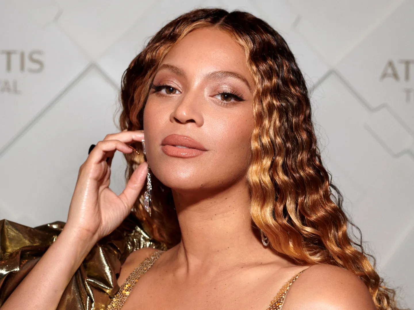 Top 10 Highest Paid Celebrities On Instagram: Beyonce